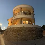 Nyaraló Lighthouse - House With Amazing Sea Views *