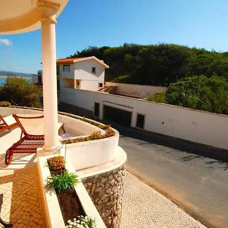Lighthouse - House With Amazing Sea Views * Sao Martinho do Porto