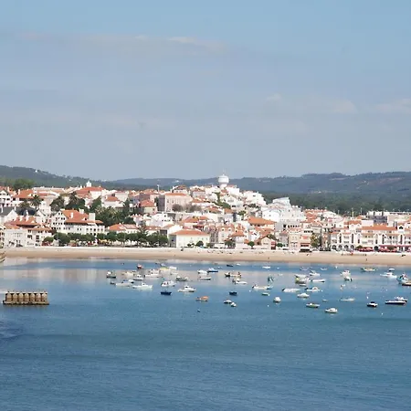 Lighthouse - House With Amazing Sea Views São Martinho do Porto